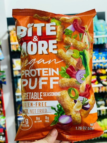 بمبا Bite&more عالية البروتين بدون جلوتين  بطعم الخضار مخبوزة بالفرن 50غم