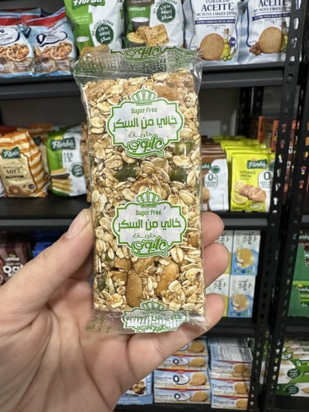 لوح سمسميه مع حبوب الشوفان والمكسرات وبذور القرع بدون سكر