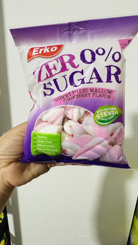 كيس مارشميلو محشي بالفراوله بدون سكر مضاف خالي من الجلوتين