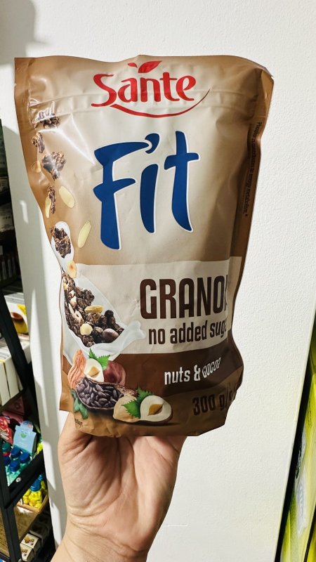 جرانولا سانتي بالبندق والكاكاو بدون سكر مضاف