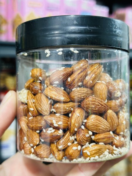 لوز محمص مع السمسم والعسل الطبيعي 250غم